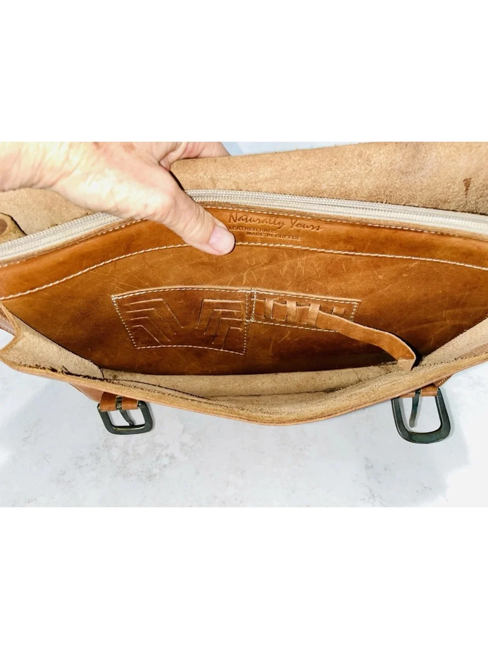 VTG Cognac Leather Briefcase/Laptop Bag w/5 Pockets By Naturally Yours-Greece